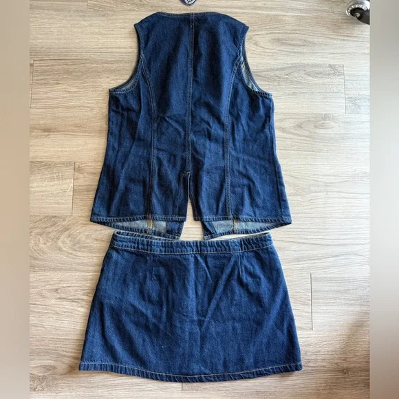 SCOOP Blue Denim Button Skirt and Vest Set - Picture 3 of 8